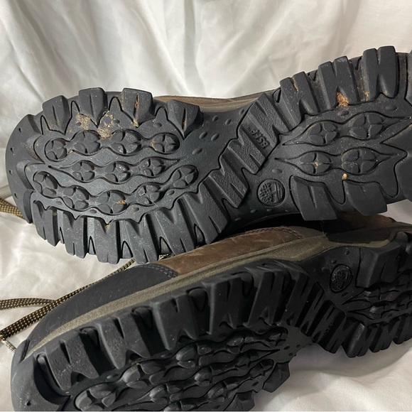 Timberland Keele Ridge A15LO boots in size 9.5 - Picture 9 of 9